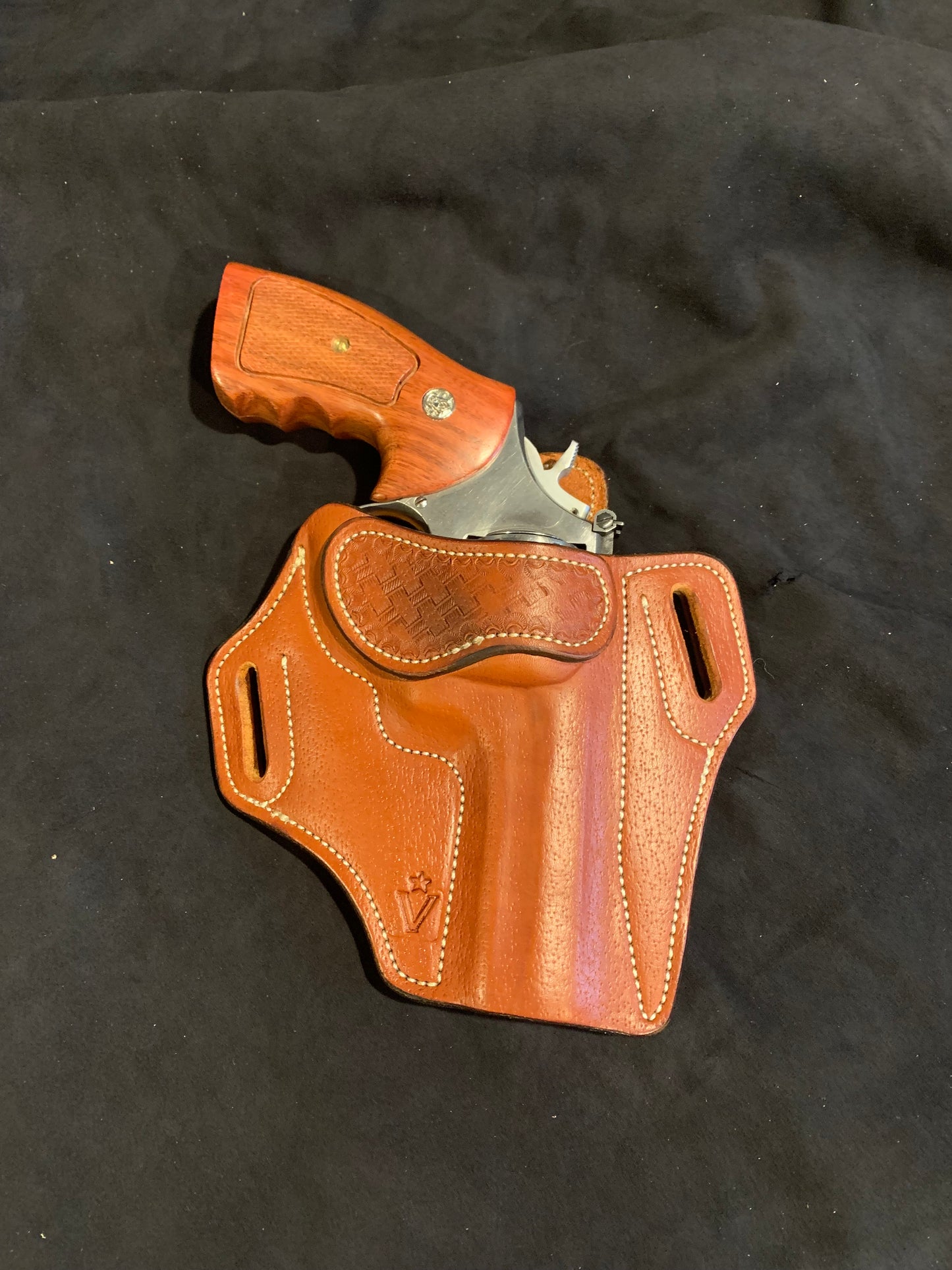 Holster Kit from Slickbald Custom Leather, 1 Slot 15 Degree, Compact  Auto/Revolver - Weaver Leather Supply